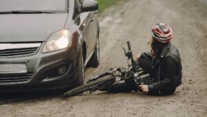 Why Kennewick Cyclists Face Higher Risk in Certain Traffic Situations